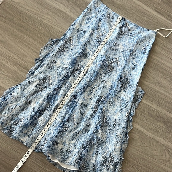 Lauren Ralph Lauren 100%Silk Skirt with ruffles - Picture 5 of 7